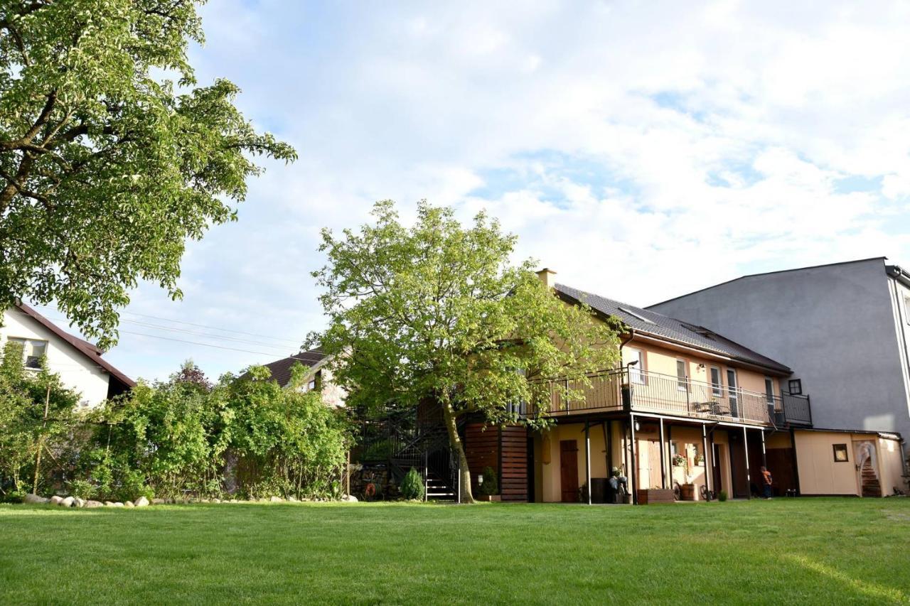 Pokoje Goscinne Ewela Łeba Exterior foto